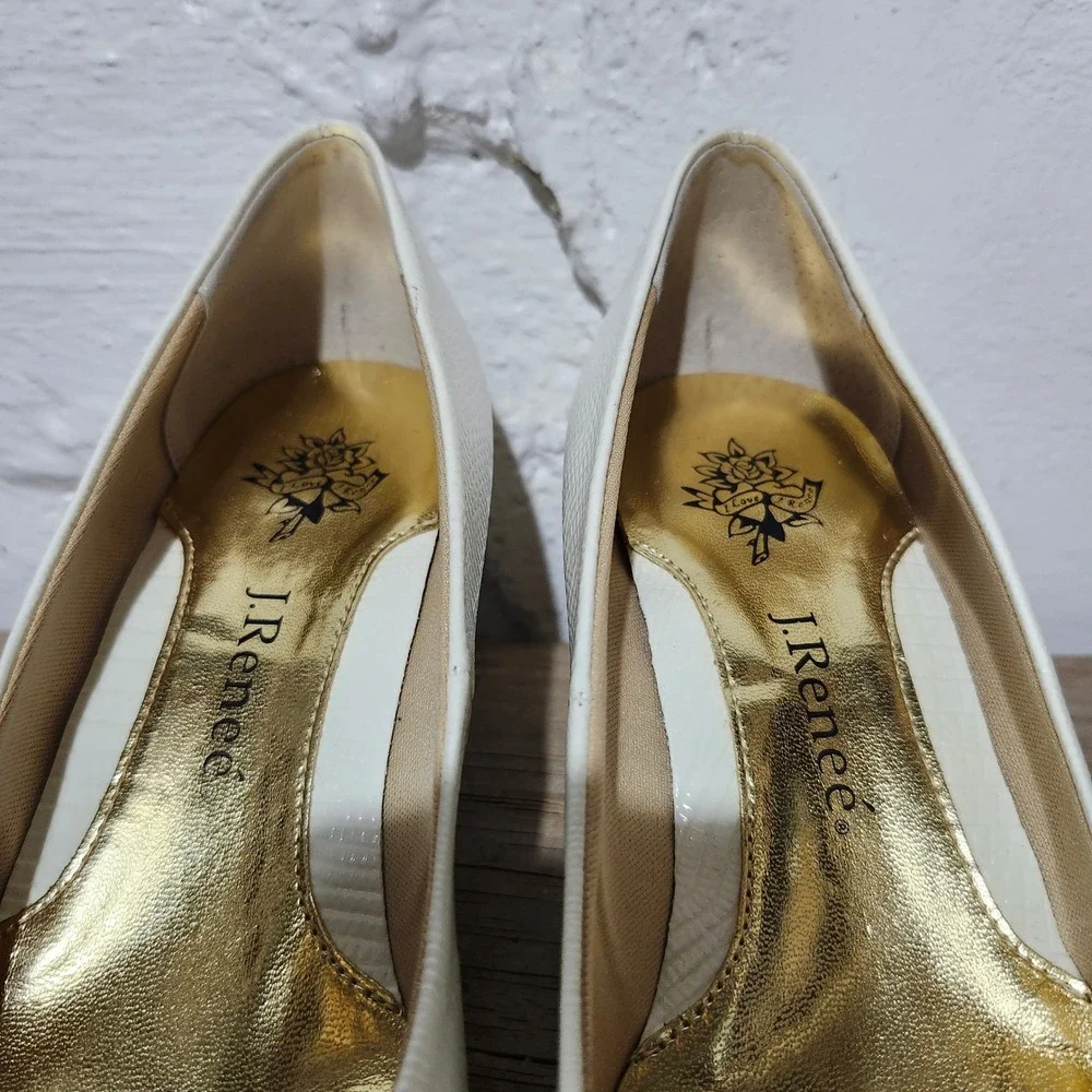 J. Renee Vtg Women White Lizard Embossed Square Toe Block Heel Gold Detail 7.5